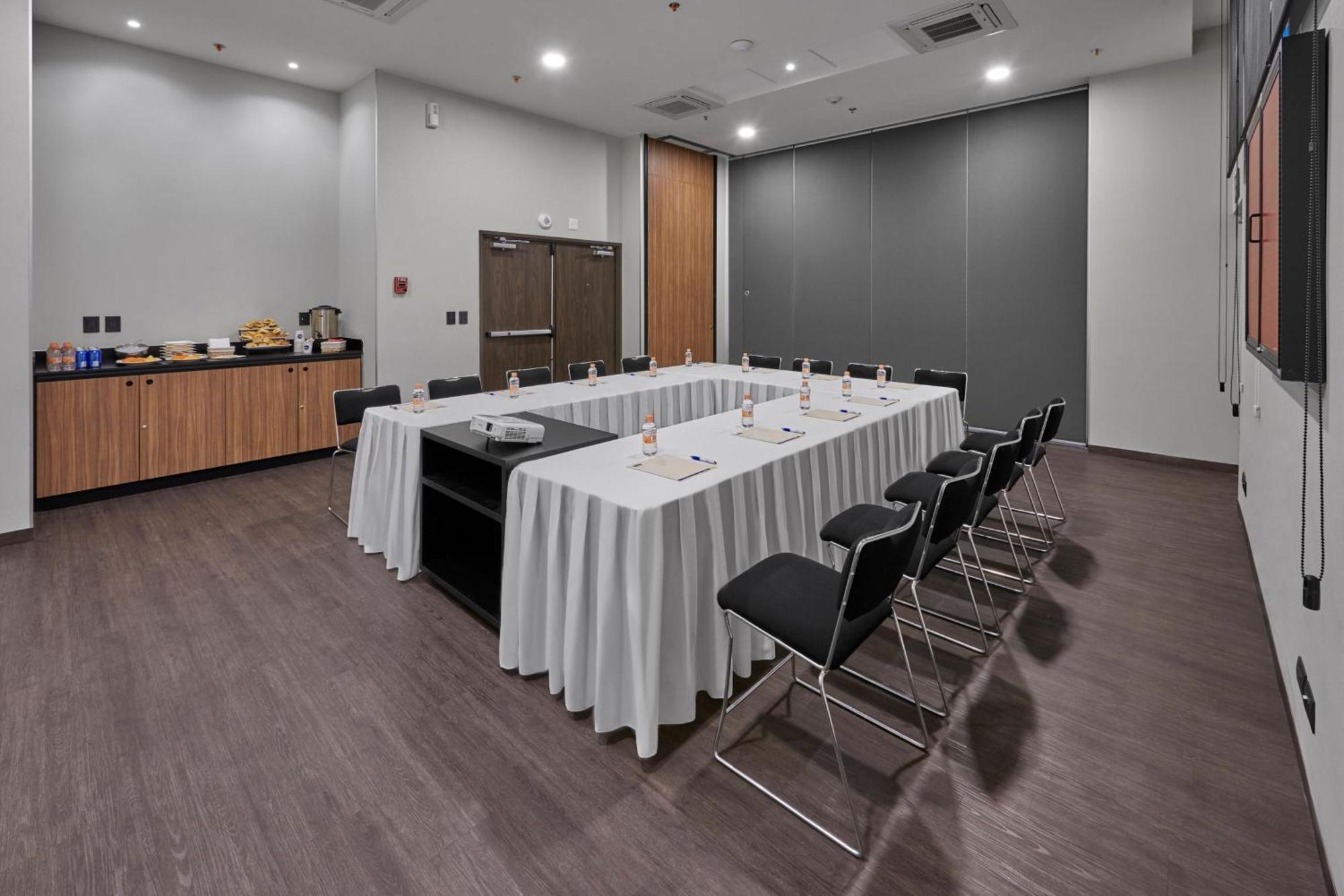 City Express By Marriott Ciudad De Mexico La Villa المظهر الخارجي الصورة